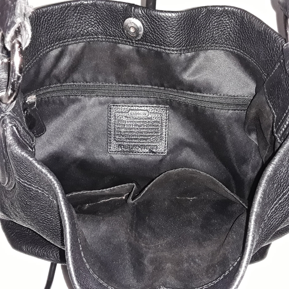 Coach Penelope Black Pebbled Leather  Shoulder Bag & Checkbook Cover - GUC - Picture 8 of 13